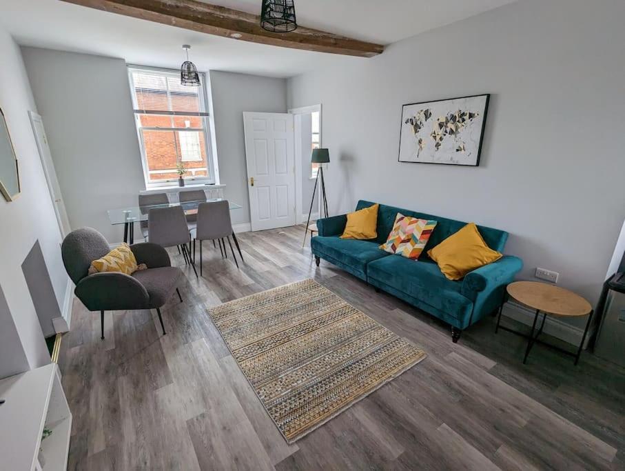 31 High Street - Modern & Stylish 2-Bed Apartment - Inc Parking Husbands Bosworth Екстер'єр фото